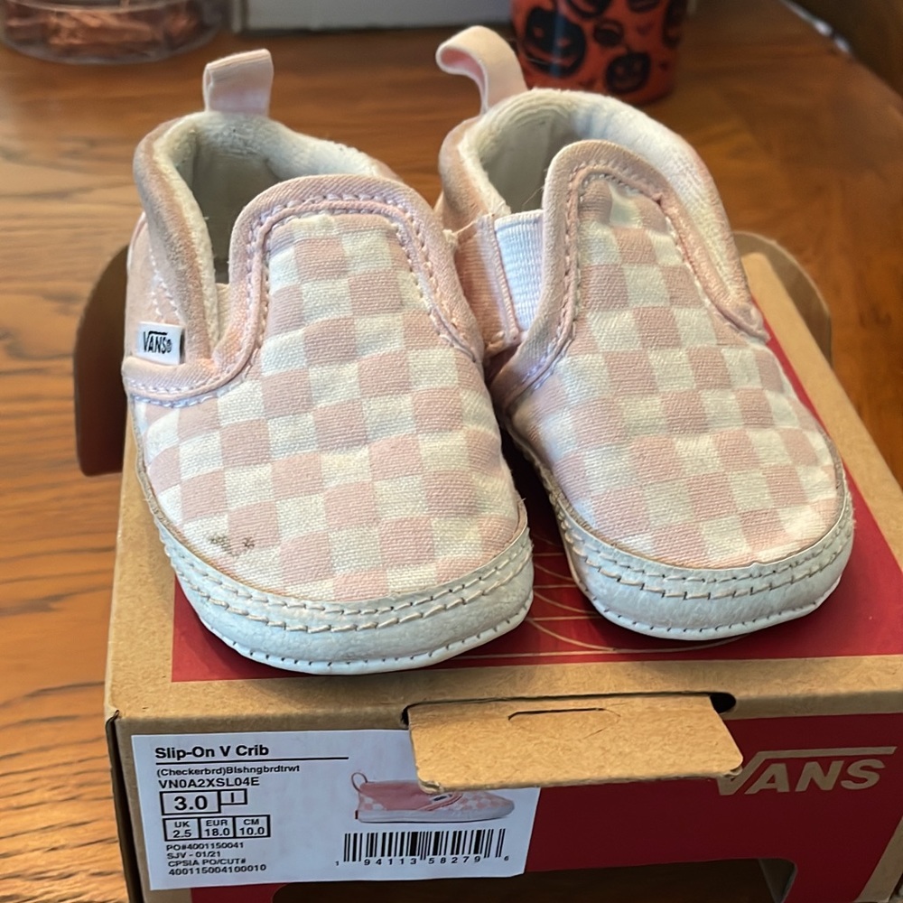 Vans pink crib shoe